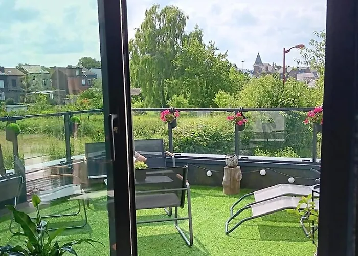 Apartment Sweet Dreams