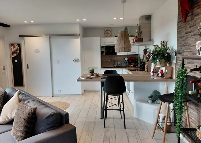 Apartment Sweet Dreams *